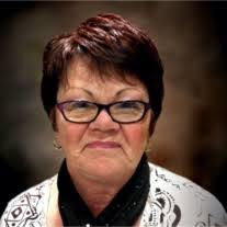 Katie Wiltse's Instagram, Twitter & Facebook