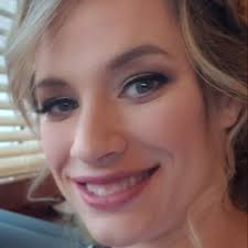 Danielle Spooner (@dani_spoons)