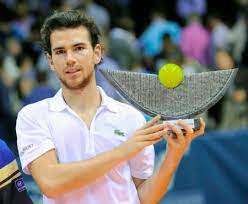 Discret, et simple, adrian est dans la vie comme il est sur le court. Adrian Mannarino S Relationship Status Girlfriend Or Boyfriend