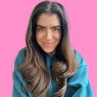 Aliza Friedman's Instagram, Twitter & Facebook