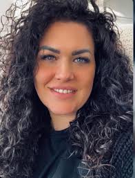 Extensions Professionals in Poole, CHE, Gb