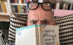 Hva leser Tom H. Brekke?