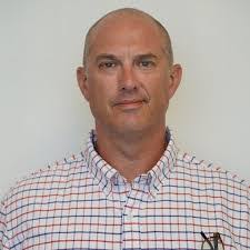 Derek Seymour's Instagram, Twitter & Facebook