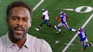 Aaron Dobson's Instagram, Twitter & Facebook