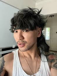 Vinnie Hacker x V Magazine ☮️ From V148 Summer 2024 Issue Model  @vinniehacker (@imgmodels) Photography @alvarobeamud V's Editor-in-Chief