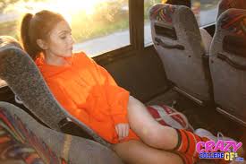 Galería de fotos porno 🌶️ Cutie On The Bus - PornHat