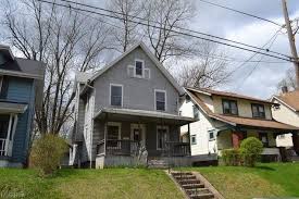 1615 Rowland Ave NE, Canton, OH 44705