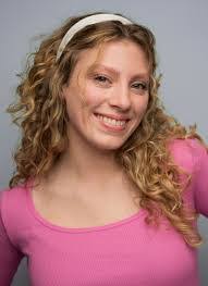 Tara Winston's Instagram, Twitter & Facebook