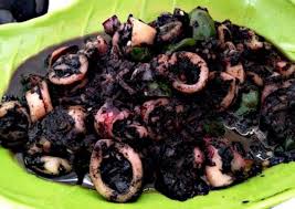 Cumi masak hitam ini memang lebih gurih, justru karena dari tinta cuminya. 10 Resep Masakan Cumi Nikmat Yang Bisa Disantap Bersama Nasi Hangat