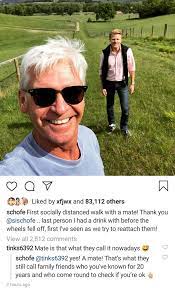This morning's phillip schofield fumes at spin to win caller 'unimpressed' after winning £1,000. Phillip Schofield Adressen Freund Behauptet Nach Den Fans Gehen Wild Fur Die Reunion Snap Aktuelle Boulevard Nachrichten Und Fotogalerien Zu Stars Sternchen