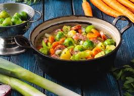 Bunter Wintereintopf Mit Mettwurst Rezept Wintereintopf Mettwurst Einfache Gerichte
