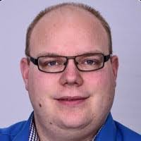 Dennis Pahl's Instagram, Twitter & Facebook