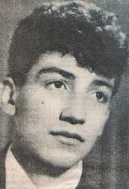 Eziyet eden babası mehmet akbaş, müslüm gürses ses yarışmasına katılmasın diye saçlarını keser. Muslum Gurses In Hayati Film Oluyor