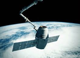 Times when there is no crew dragon docked will be dreaded and all astronauts will look forward not to the next batch of fruit arriving on a progress vehicle. Spacex Roket Space Gif Find On Gifer