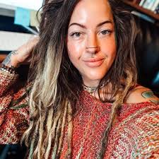 🌗DawnJeanelle🌓 (@urlocal_hippypiercer) · Instagram photos and videos