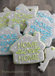 Great prices on seasonal gifts, cards, party supplies & more. 35 Impressive Housewarming Party Ideas The Unlikely Hostess