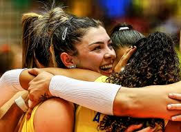 Numa partida de tirar o fôlego, o brasil deu um show de superação, jogou com agressividade e derrotou o comitê olímpico russo por 3 sets a 1. Rosamaria Volei Perugia