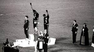 Die szene sehen sie im video. Black Power Bei Olympia 50 Jahre Spater Ist Dieser Protest Aktueller Denn Je Stern De