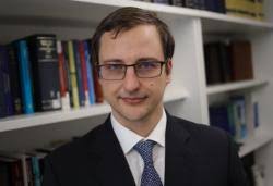 Reply to Howley and Howse