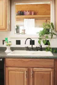 kitchen sink clean and organized