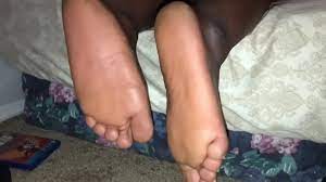 Free Meaty Ebony Solejob (stinky Feet) Porn Video - Ebony 8