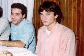 Nonostante fossero stati adottati da una famiglia facoltosa, franco non riusciva a darsi pace, voleva trovare la madre a. Giorgio Panariello Mio Fratello Potevo Essere Io