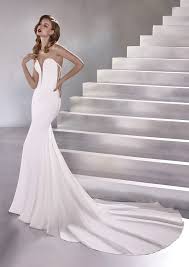 Wedding Dress Out Of Pronovias Lux Silhouette Mermaid Neckline Sweetheart Floor In 2020 Pronovias Wedding Dress Wedding Dresses Wedding Dresses Mermaid Sweetheart