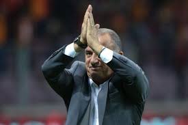 Galatasaray'ın en önemli makamı galatasaray başkanlık makamıdır sözleriyle bu durumu açıkça belirtti. Korktu Desinler Benim Icin Sorun Yok Yigit Sardan Dan Fatih Terim Elestirisi Bakalim Hoca Sizi Istiyor Mu Web Aslan Galeri