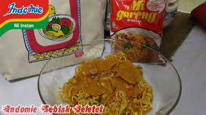 Mau menyantap seblak indomie tetapi malas ke luar rumah? Resep Cara Membuat Indomie Seblak Mudah Spesial Indomie Jadul Youtube