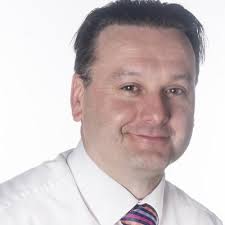 Máire Curry (@Mo08572919)