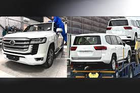 The land cruiser is fitted with toyota safety sense, a set of active safety technologies designed to help prevent or mitigate collisions across a wide range of traffic situations. Next Gen Toyota Land Cruiser 300 Seen Undisguised Ahead Of World Debut Autocar India