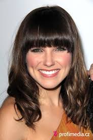 But on monday, the actress who had played det. Sophia Bush Coiffure Happyhair