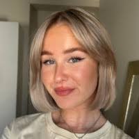 200+ perfiles de «Maija»