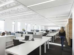 Pin By Kirk Chonis On Office Office Lobby Design Startup Office Design Office Interior Design