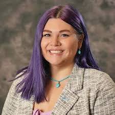 Elizabeth Beaumont's Instagram, Twitter & Facebook