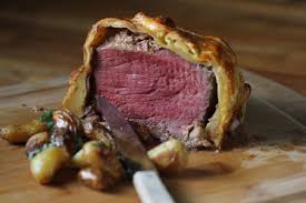 Roti De Boeuf En Croute Au Foie Gras Http Www Epicetoutlacuisinededany Fr Article Roti De Boeuf En Croute Au Fo Boeuf En Croute Roti De Boeuf Roti En Croute