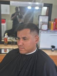 having problems with current gaming pc anyone know any good tech support  stores or anyone thats good with gaming pcs?