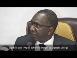 Le Dg de l'ARTP, Abdoul Ly se réjouit de la signature avec Expresso Sénégal  de sa convention relative à l'acquisition de la licence 4G