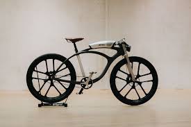 This E Bike S Detachable Battery Is Also A Music Pumping Boombox Yanko Design Bike Ebike Urban Bike