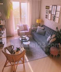 Desain ruang tamu yang indah tentu akan memberikan efek lebih bagi para tamu yang datang ke rumah anda. 7 Desain Ruang Tamu Kekinian Ini Pas Banget Buat Rumah Mungil Minimalis Rumah123 Com