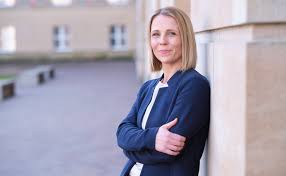 Poschmann, who was born in cologne on may 22, 1951, was voted tv journalist of the year several times and was the head of the zdf sports department and later chief reporter for many years. Katja Poschmann Mdl Home Facebook