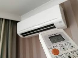 The control panel cover attaches to the front panel and covers the selection buttons and display components for the room air conditioner. Why Is My Air Conditioning Unit Not Responding To The Remote Peninsula Air Conditioning