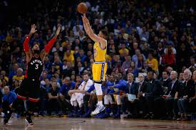 Golden state warriors guard stephen curry goes up to shoot against the utah jazz at oracle arena on november 21, 2014 in oakland, california. Reggie Miller Sizes Up Steph Curry The New Yorker