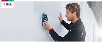 Innovative center finder technology gives direction indication for precise location of object center 2. Bosch Professional 12v System Ortungsgerat D Tect 120 1 Akku 12v Max Ortungstiefe Kunststoffrohre Holzunterkonstruktion Spannungsfuhrende Leitungen Eisenmetalle 60 38 60 120 120 Mm L Boxx Amazon De Baumarkt