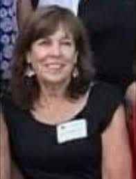 It was my pleasure to meet Mary Mc Namara from Ballyshannon who attended my  concert last night. Mary will celebrate her 93rd birthday next week ✨❤️ I  wish her many more happy