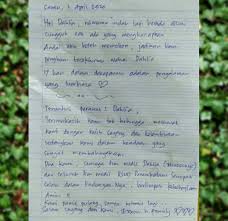 Pada masanya surat cinta pernah menjadi primadona sebagai media untuk mengungkapkan rasa cinta dan sayang kita pada seseorang. Sembuh Dari Corona Bocah 7 Tahun Tulis Surat Cinta Untuk Tim Medis Merahputih