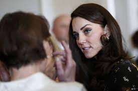 Księżna cambridge, kate middleton lub catherine jest jedną z najpopularniejszych osobistości na świecie. Ksiezna Kate Bez Makijazu Ma Podkrazone Oczy I Plamy Na Twarzy
