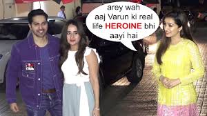 Shraddha Kapoor Grand Welcome For Varun Dhawan S Gf Natasha Dalal Streetdancer3d Show Youtube The actress will be next seen with diljit dosanjh in 'arjun patiala'. shraddha kapoor grand welcome for varun dhawan s gf natasha dalal streetdancer3d show