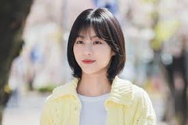 멀리서 보면 푸른 봄, seen from a distance, green spring. Kang Min Ah Is A Relatable College Student In Upcoming Webtoon Based Drama With Park Ji Hoon Gossipchimp Trending K Drama Tv Gaming News