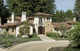 Our collection of tuscan home plans range in living area from a modest 1,800 square feet to luxury mansions at well over 10,000 square feet. House Plans With Italian Villa Style Mediterranean Homes Italian Villa Italian Architecture